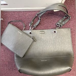 EUC Calvin Klein Gray Faux Leather Tote Bag w/ removable pouch - so nice!